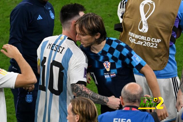 ميسي يستمر في التربع على عرش كرة القدم و يتفوق على لوكا مودريتش
