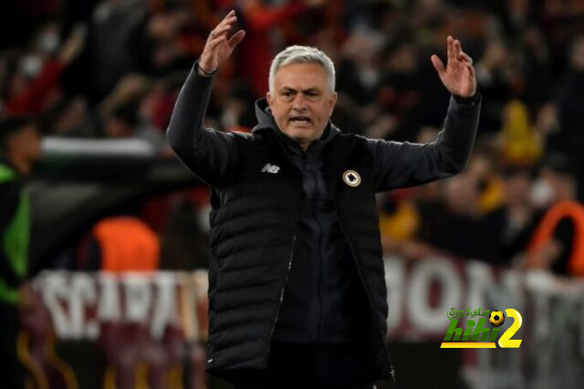 رونالدو يتدخل لاقناع مورينيو بتدريب البرازيل