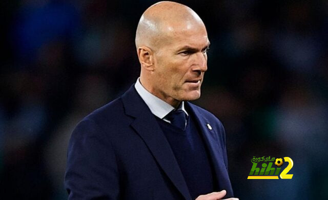 ريال مدريد يفكر في اعادة زيدان لخلافة انشيلوتي !