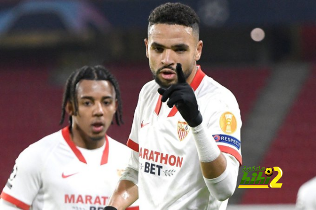 إشبيلية يهدد يوسف النصيري لهذا السبب