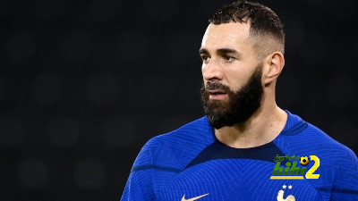 بنزيما يرفض الحديث عن استبعاده من كأس العالم