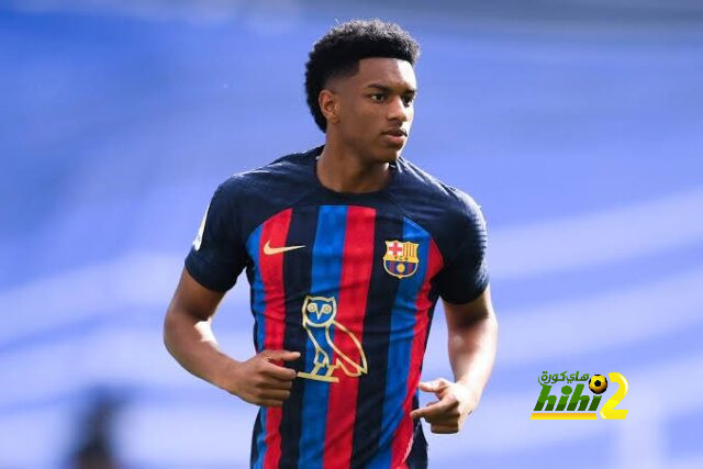 تقارير.. برشلونة يقترب من تجديد عقد الثنائي الشاب