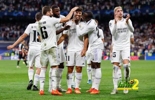 ريال مدريد يحرز هدفه الثالث في مرمى فياريال