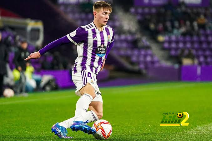 هل يكون نجم ريال مدريد القديم حلا لعلاج أزمات الرواق الأيمن ؟