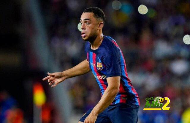 موقف الجماهير من عودة ديست إلى برشلونة