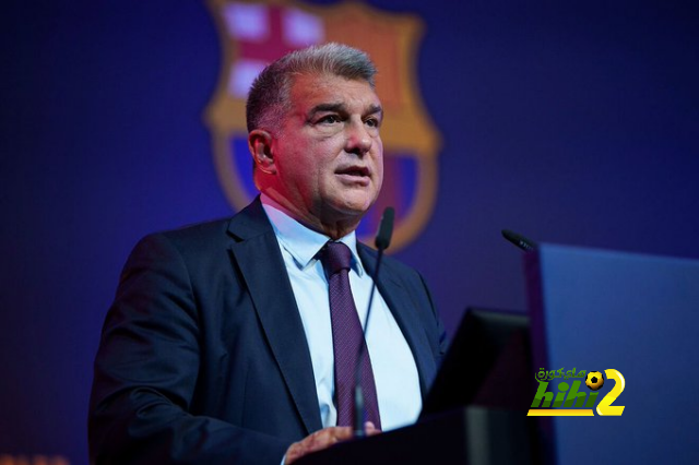 لايمكن لبرشلونة التعاقد مع لاعبي يوفنتوس حاليا لهذه الأسباب