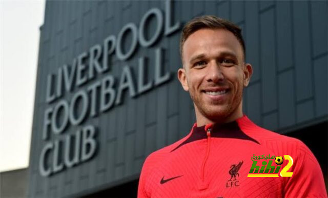 تطورات إصابة أرثر ميلو لاعب ليفربول