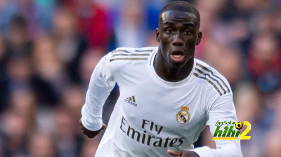 ضربة جديدة لـ ريال مدريد .. ميندي سيغيب عن مباراة ريال سوسيداد
