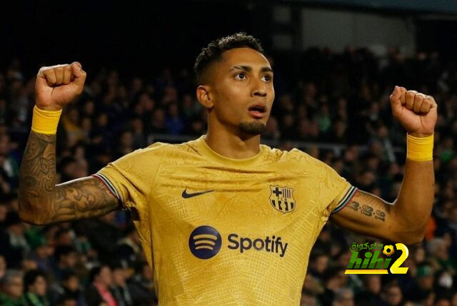 رأي خبير تحكيمي في هدف برشلونة الأول ضد ريال بيتيس