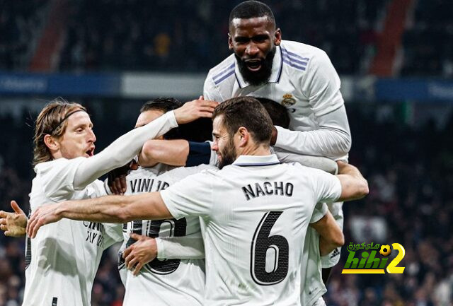 هل يبالغ الإعلام المدريدي في ردة فعله لحماية فينيسيوس بعد ذلك …؟!