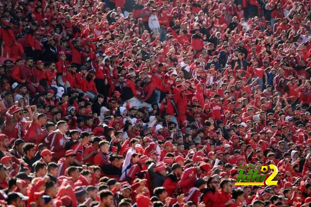 جماهير الوداد المغربي بصور حضارية في ملعب مولاي عبد الله بالرباط !