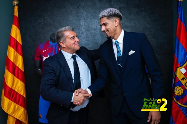 تطورات رحيل أراوخو عن برشلونة