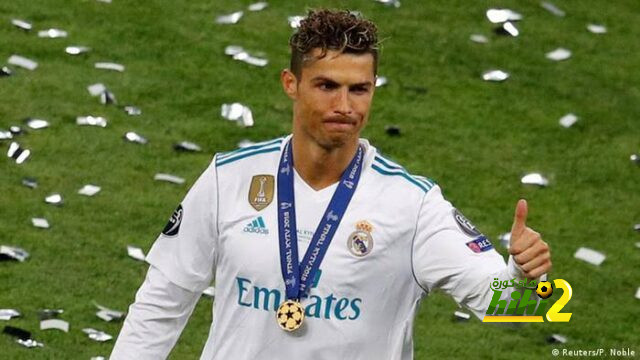صورة.. رونالدو حاضر في مدرجات ملعب مباراة ريال مدريد و الأهلي