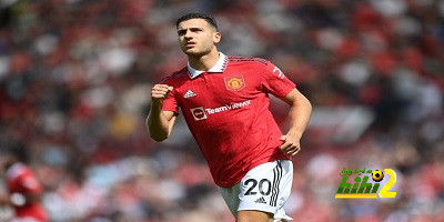 مانشستر يونايتد يقطع الطريق أمام برشلونة بشأن دالوت