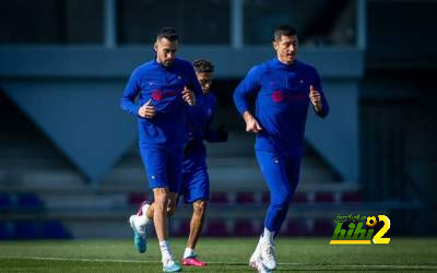 عودة بوسكيتس و3 غيابات عن قائمة برشلونة أمام اليونايتد