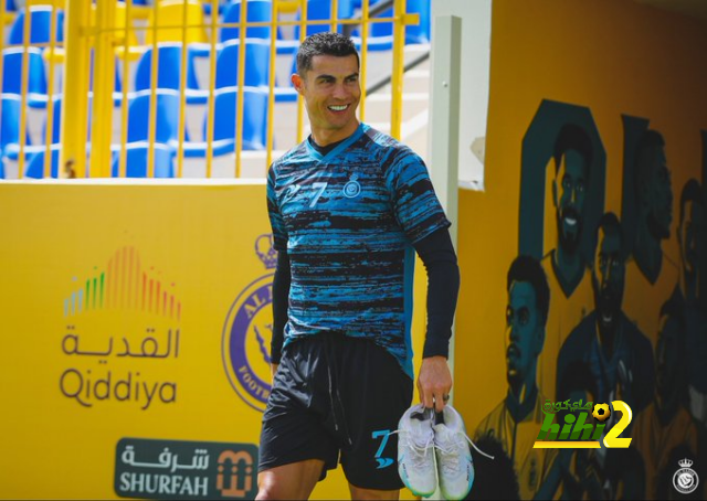 ماذا سيحدث لو قام مانشستر يونايتد بمنح ميدالية لرونالدو بعد الفوز بكأس الرابطة ؟