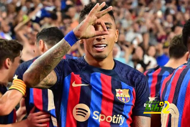بالأرقام.. رافينيها يبدع مع برشلونة