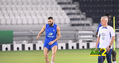 بنزيما يتوعد ديشامب بكشف حقيقة ابعاده عن المونديال