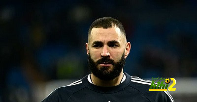 سبب تأخر تجديد عقد بنزيما !