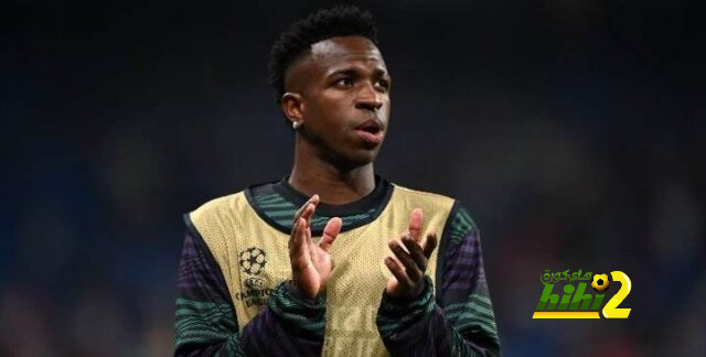 صور من إحماء ريال مدريد قبل مواجهة ليفربول