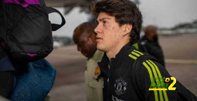 صور .. مانشستر يونايتد يطير الى اسبانيا للقاء ريال بيتيس