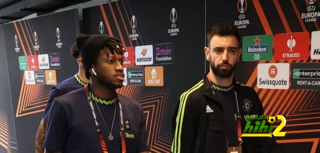 فريق مانشستر يونايتد يصل ملعب ريال بيتيس قبل المواجهة المرتقبة