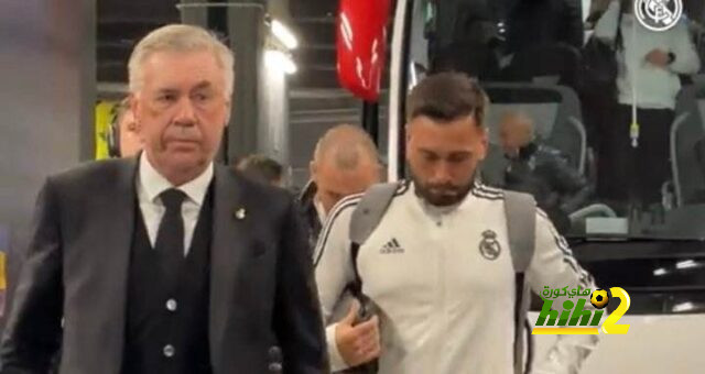 صور .. ريال مدريد يصل ملعب الكامب نو قبل لقاء برشلونة