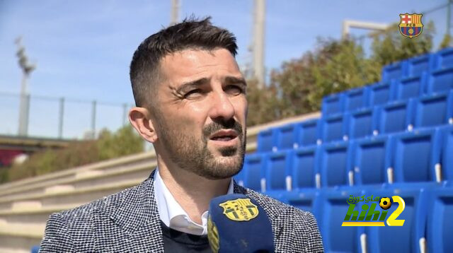 دافيد فيا يبدي رأيه في تشافي هيرنانديز مدرب برشلونة