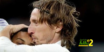 حقيقة اقتراب مودريتش من الرحيل عن ريال مدريد