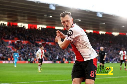 ليفربول مهتم بضم قائد ساوثامبتون
