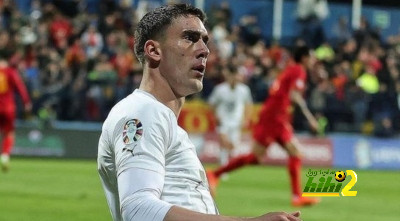 لماذا يختلف أداء فلاهوفيتش مع منتخب صربيا عن أدائه مع يوفنتوس؟