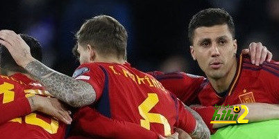 هل يتحمل دي لا فوينتي المسؤولية أكثر من غيره بعد خسارة إسبانيا؟