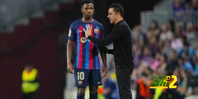 تشافي يتحدث عن بقاء فاتي مع برشلونة