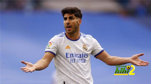 مركز أسينسيو في مباراة بلد الوليد