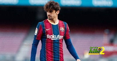 نيوكاسل يونايتد يفكر في ضم لاعب برشلونة