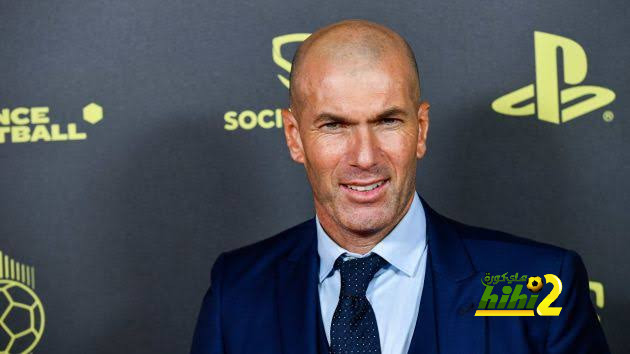 صورة.. زيدان يصل السانتياجو برنابيو لمؤازرة ريال مدريد أمام تشيلسي