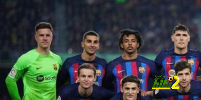 معاناة برشلونة في صورة