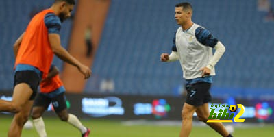 بقيادة رونالدو: النصر يخوض عمليات الإحماء قبل مواجهة الهلال