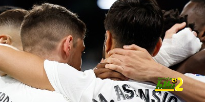 فيديو: شاهد فرحة أب مع أولاده بقميص نجم ريال مدريد!