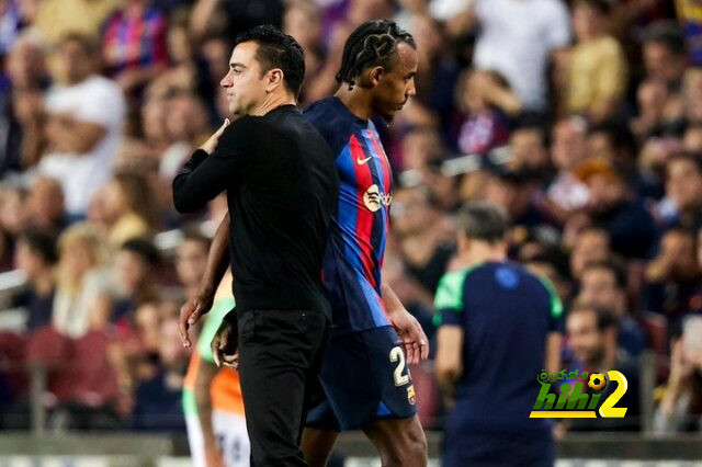 مدافع برشلونة: لقب الدوري لم يحسم بعد