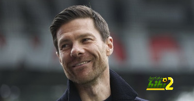ألونسو يتجاهل اهتمام ريال مدريد
