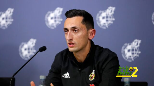 مارتينيز يوفر الحماية لجميع اللاعبين عدا ريال مدريد.. شاهد الدليل