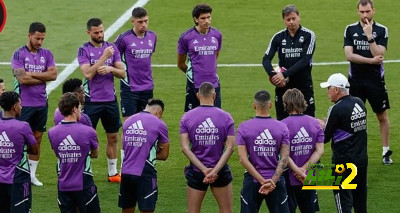 ماذا فعل أنشيلوتي قبل بدء آخر جلسة تدريبية للريال استعدادًا لنهائي كأس الملك؟