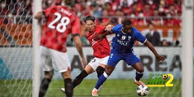 الهلال يكثف محاولاته على مرمى أوراوا بحثا عن التعديل