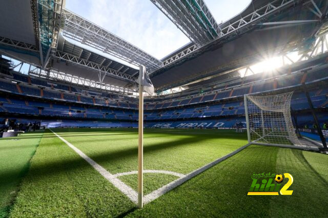 أجواء معتدلة في ملعب السانتياجو برنابيو قبل لقاء ريال مدريد و مانشستر سيتي