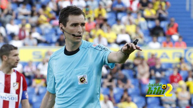 بعد تعيينه للديربي .. نتائج برشلونة مع الحكم بورغوس