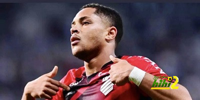 برشلونة يراهن على فيتور روكي