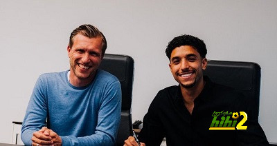 المصري عمر مرموش ينتقل إلى فرانكفورت الألماني