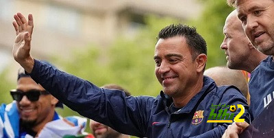 تشافي ينضم الى عظماء نادي برشلونة.. توج بطلا لليغا لاعبا ثم مدربا