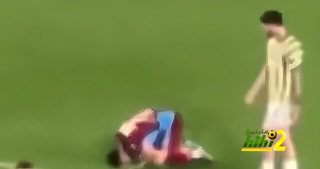 الحقيقة الكاملة في بصق لاعب فنربخشة على تريزيجه خلال سجوده .. فيديو
